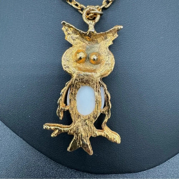 Milky White Jelly Belly Owl Pendant  Necklace - Picture 4 of 9